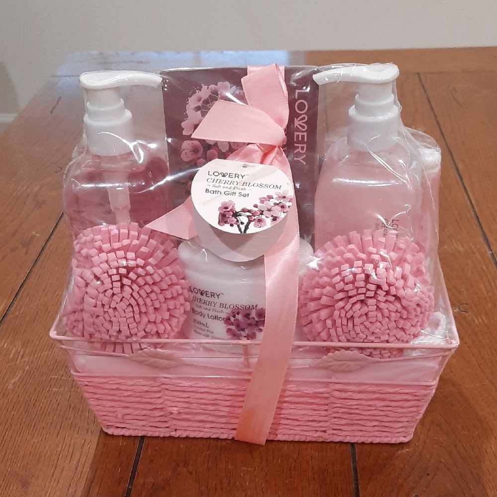 Lovery Cherry Blossom Bath Gift Set - Pink Serenity